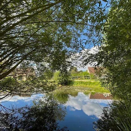 Maison Percheronne Independante Avec Etang, Jardin Et Dependance, Proche Belleme - Fr-1-497-158 Le Pin-la-Garenne